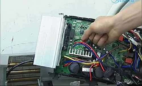 曲阳美的空调电话是多少